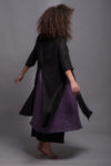 Back view of the Lightweight Linen Tunic AYA, displaying the elegant high back slit and straight hemline.