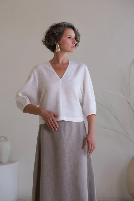 WhiteLinenBlouseV-neck_Shantima