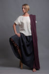 Front view of the Linen Basic Top TOD, showcasing the open crewneck and relaxed fit.