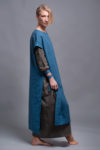 Side view of the Women's Long Tunic SANGA, featuring a relaxed fit and round neckline.