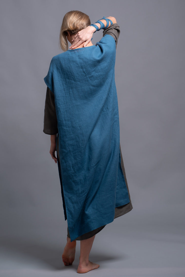 Back view of the Blue Women's Long Tunic SANGA, showcasing the natural flow of medium-weight linen fabric.