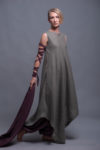 Model walking in the Maxi Linen Tunic Dress YUCCA, showing its lightweight, breathable movement.