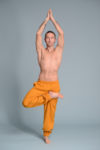 Yoga linen pants for men with a comfortable elastic waistband