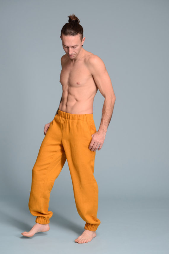 Breathable linen pants for men in a relaxed fit style