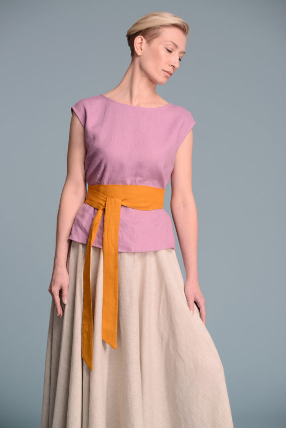 Pink Mauve linen blouse featuring an A-line cut and a boat neckline.