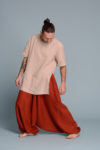 Men’s drop-crotch linen harem pants with deep side pockets