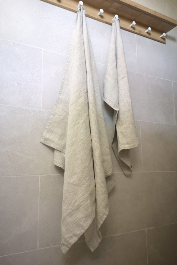 Natural linen bath towels