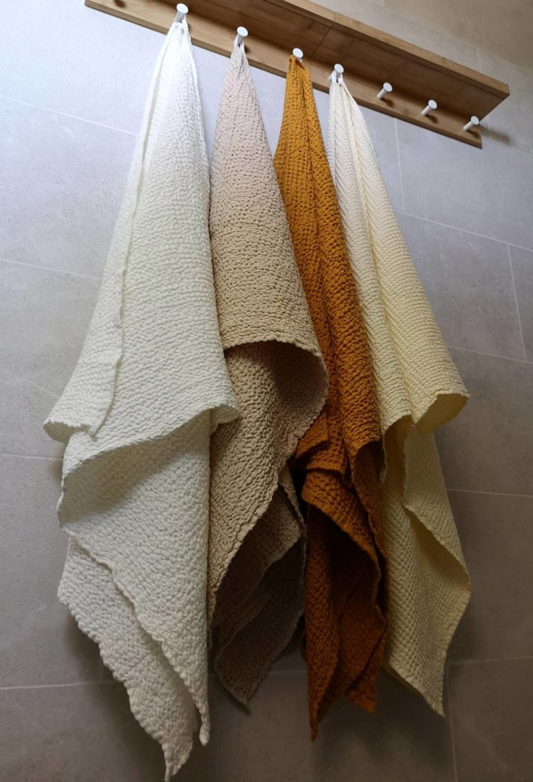 Stylish Big Size Linen Towels