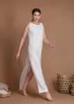 Sleeveless Slim Fit White Linen Dress With Belt And Side Slit Without Pockets