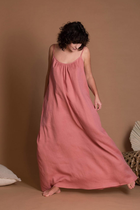 D043_Long_Linen__Dress_With_Open_Back