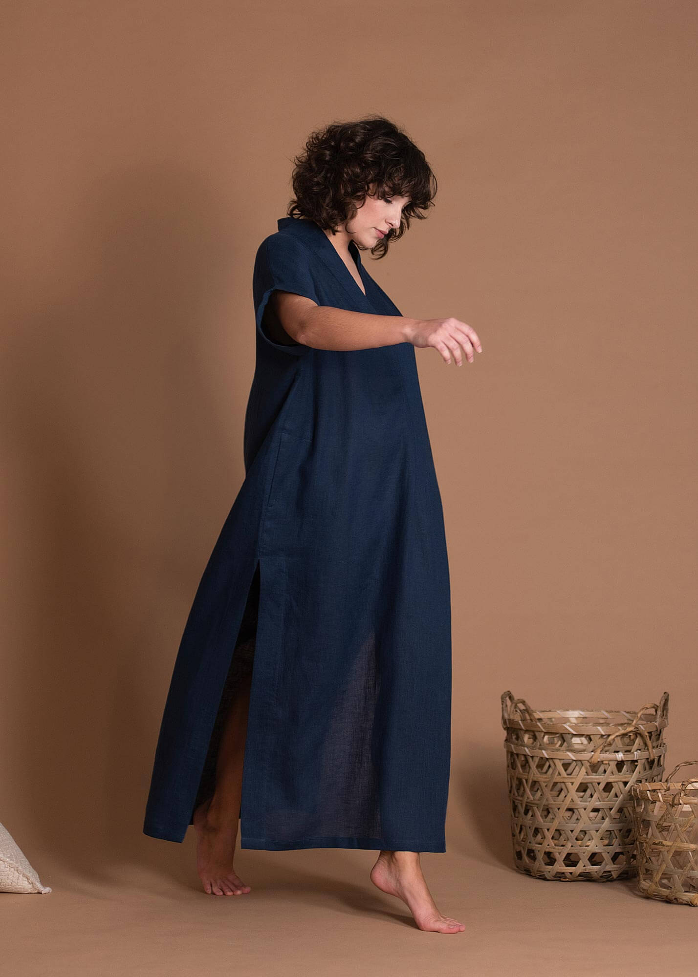 Straight Cut Lightweight V-neck Long Flax Dress With Sleeves And Pockets