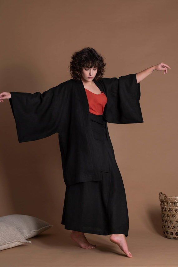 D056W_Black_Linen_Short_Kimono_Jacket