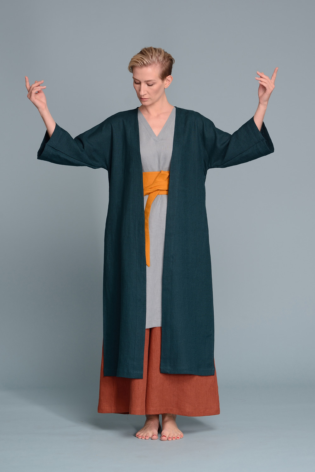 Открытый льняной жакет кимоно