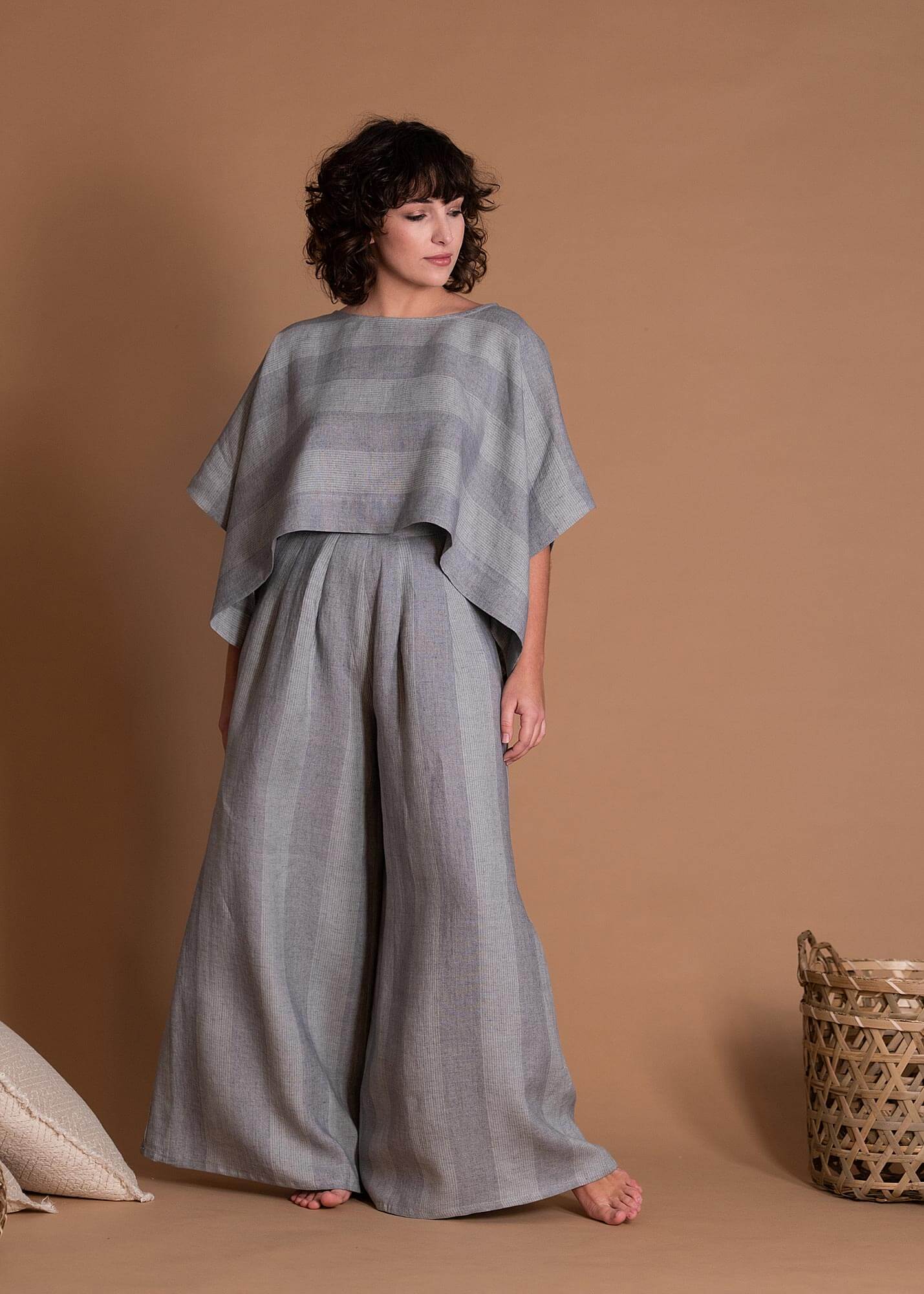 Loose Fitting Gray Maxi Linen Pants With Zipper And Pockets