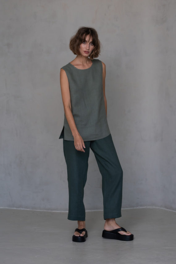 Linen Top with round neckline in light green color wit dark green pants